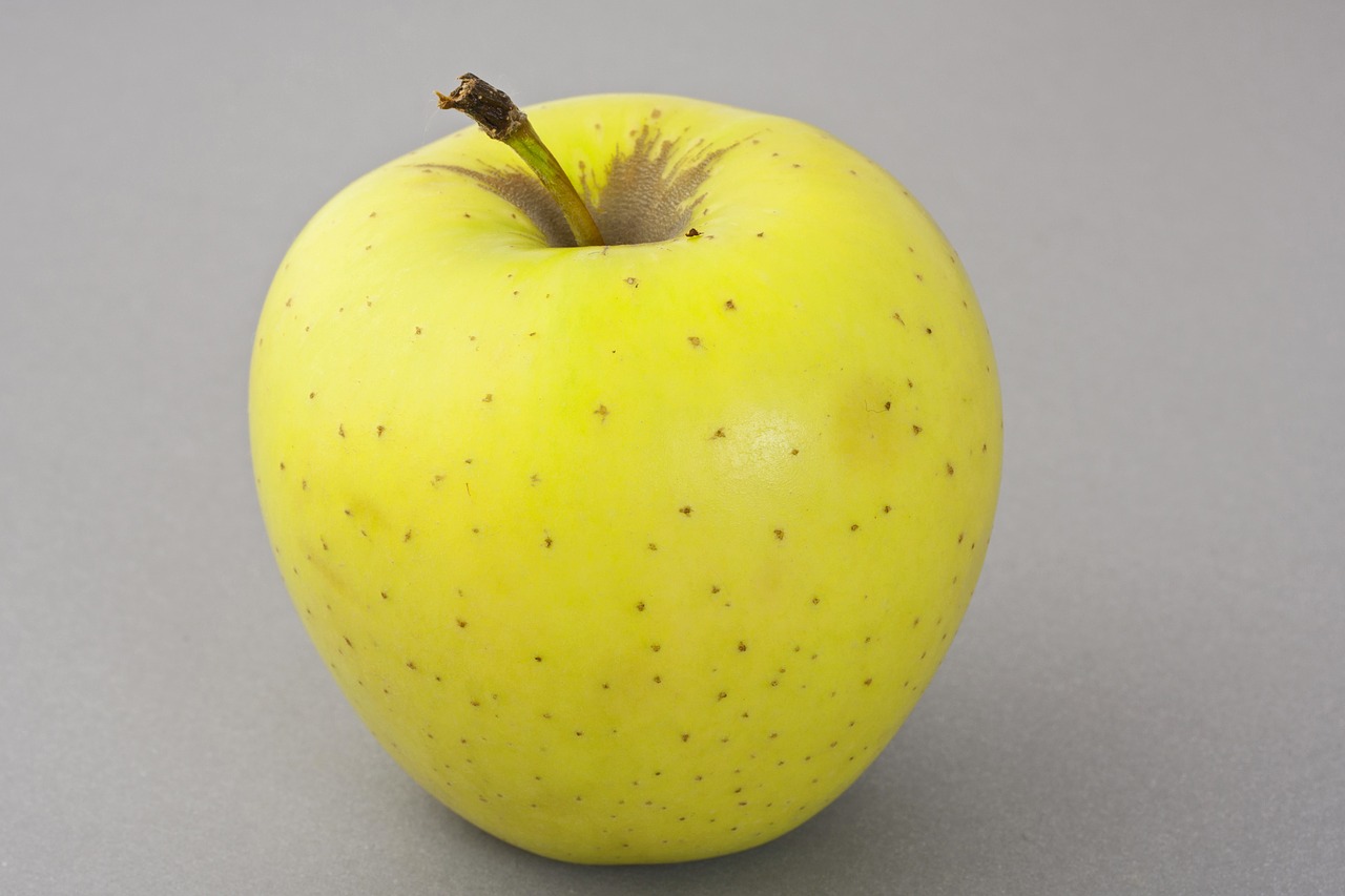 apple yellow fresh free photo