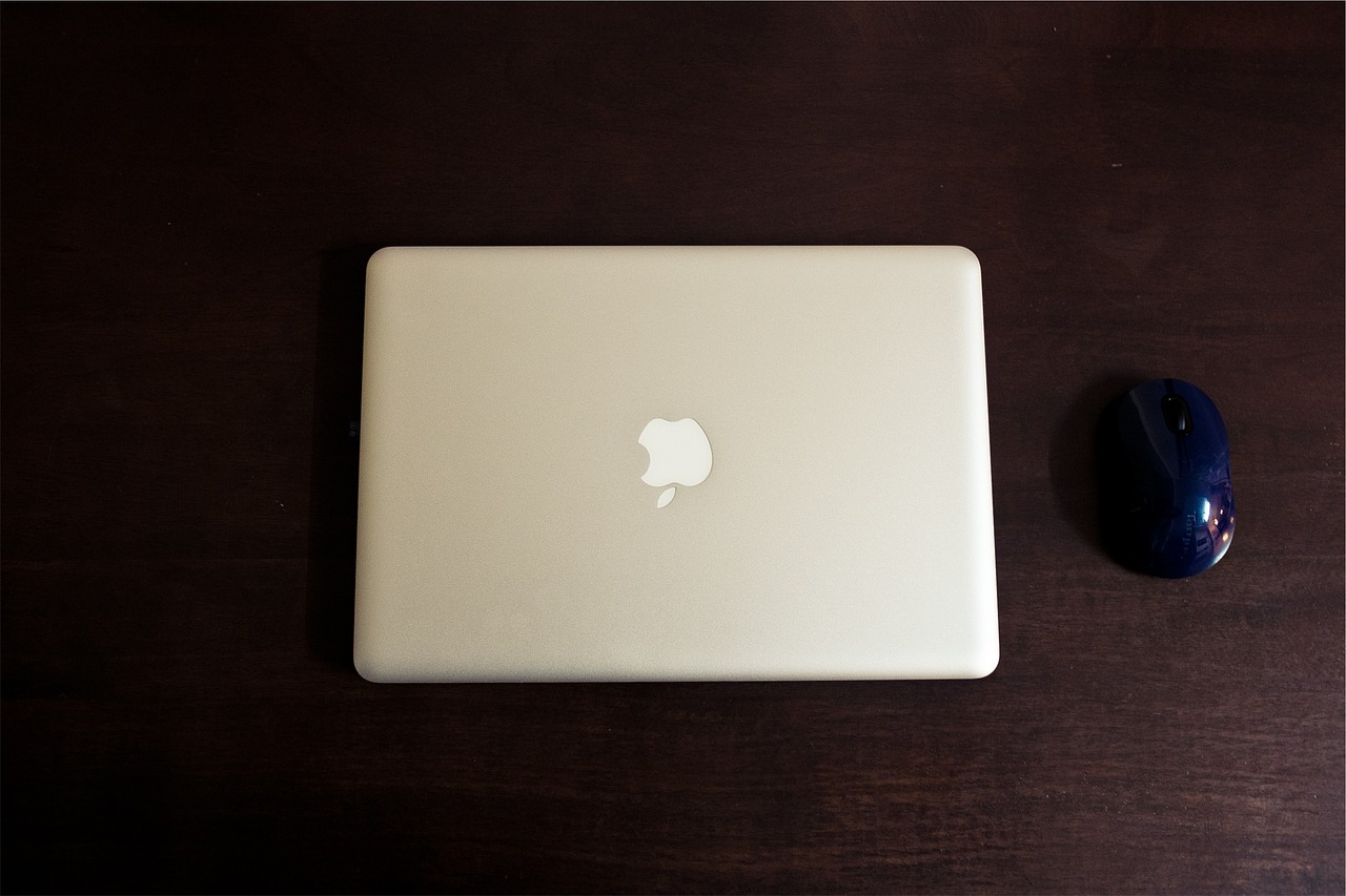 apple laptop macbook pro free photo
