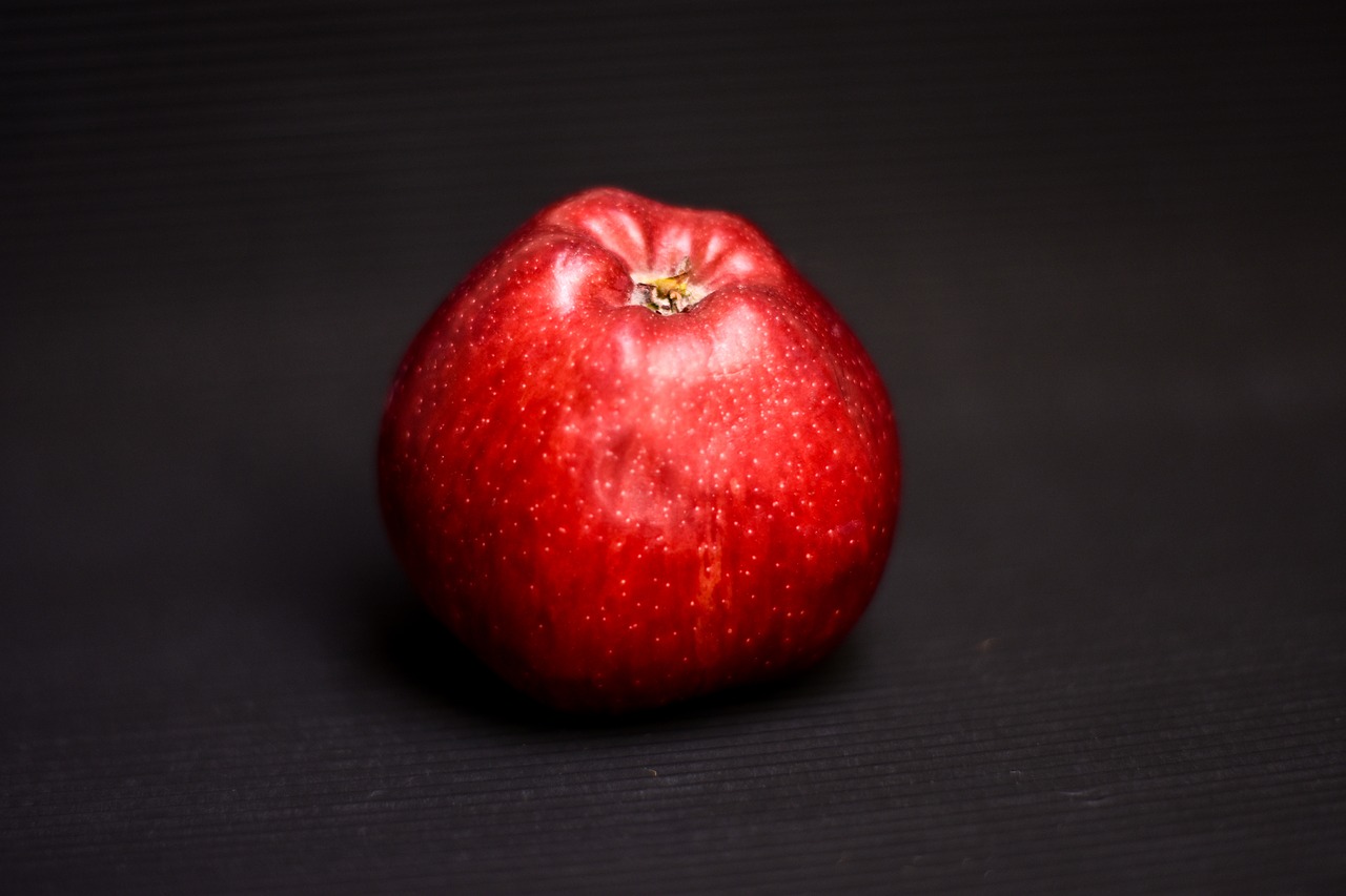 apple  fruit  nutrition free photo