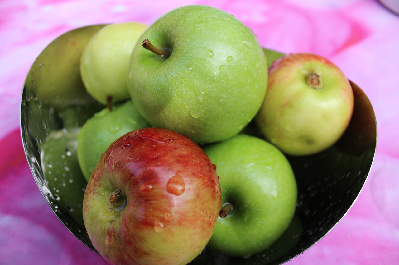 apple  fruit  bowl free photo