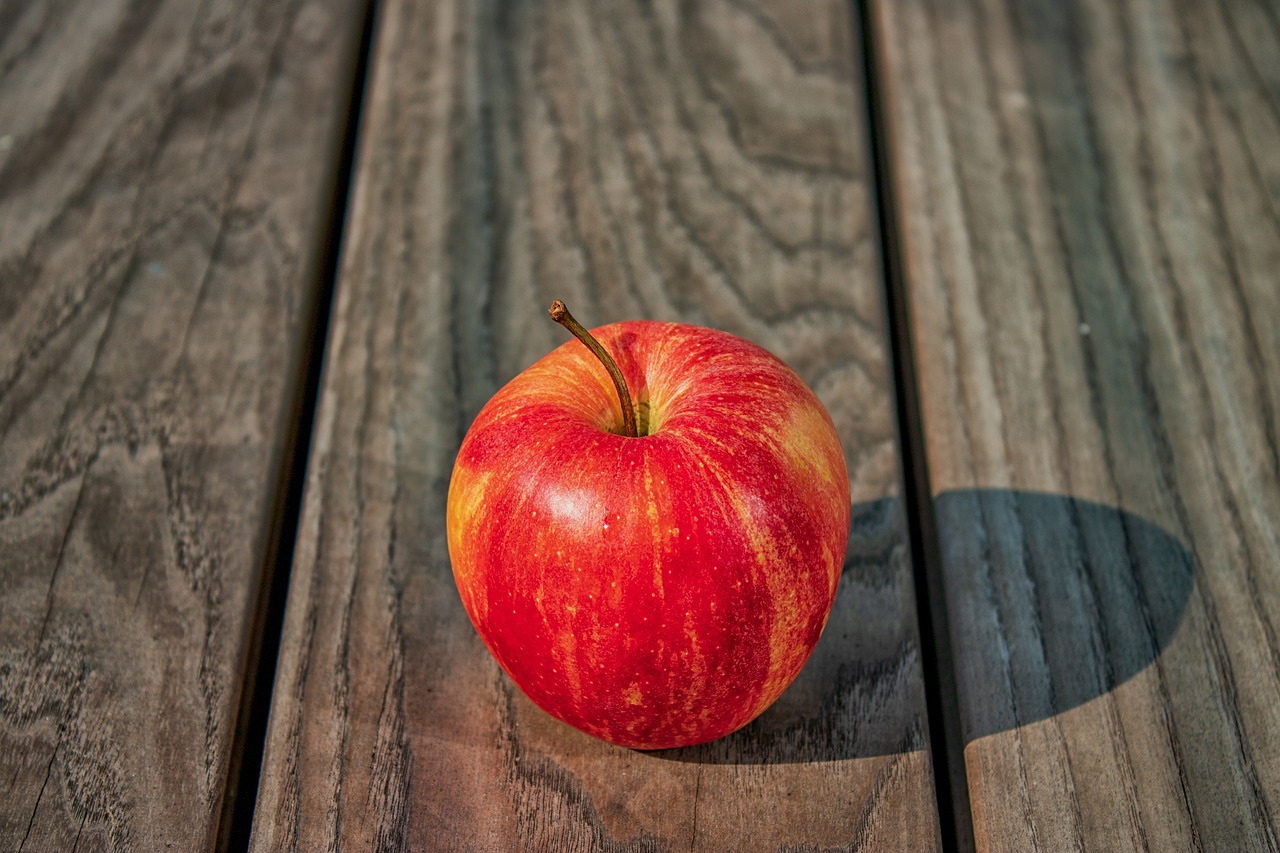 apple  fruit  vitamins free photo