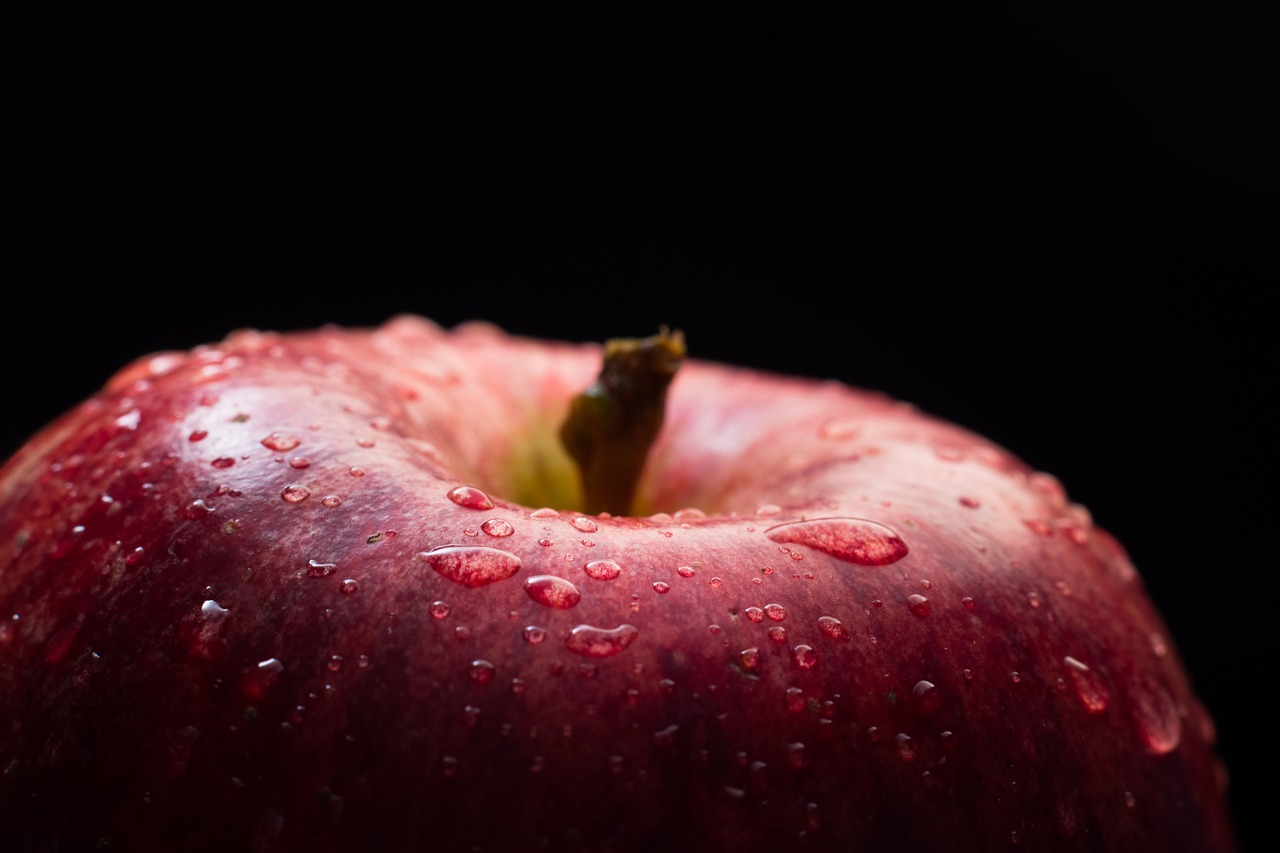 apple  fruit  fruit healthy free photo
