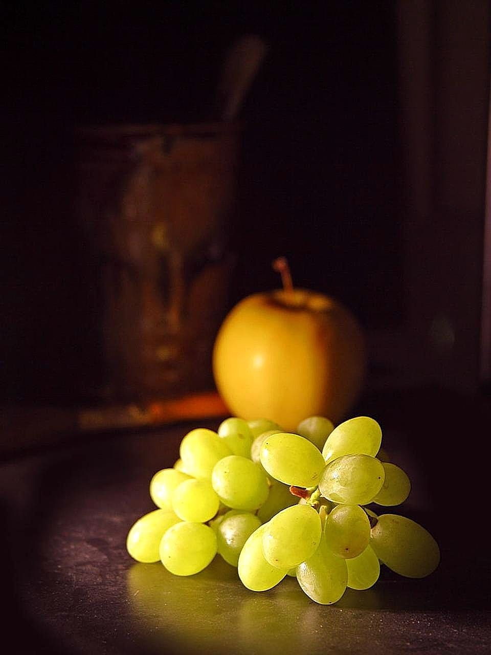 apple fruit grapes free photo