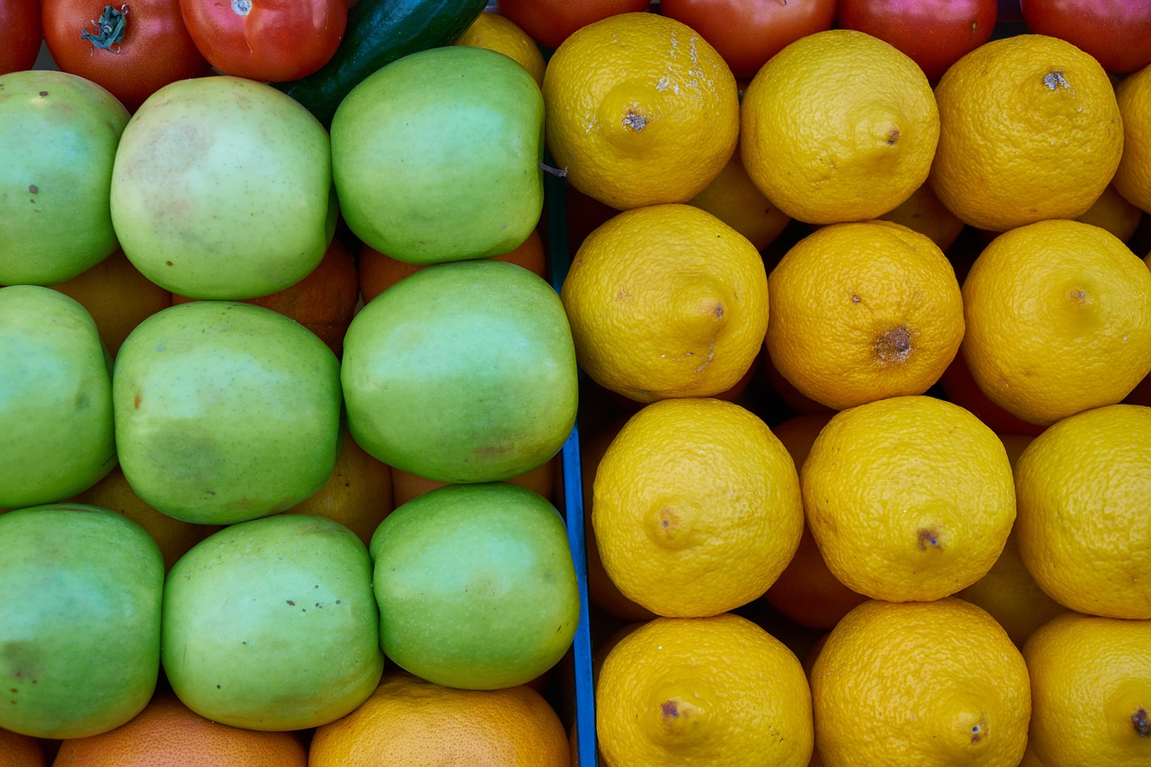 apple  lemon  fruit free photo