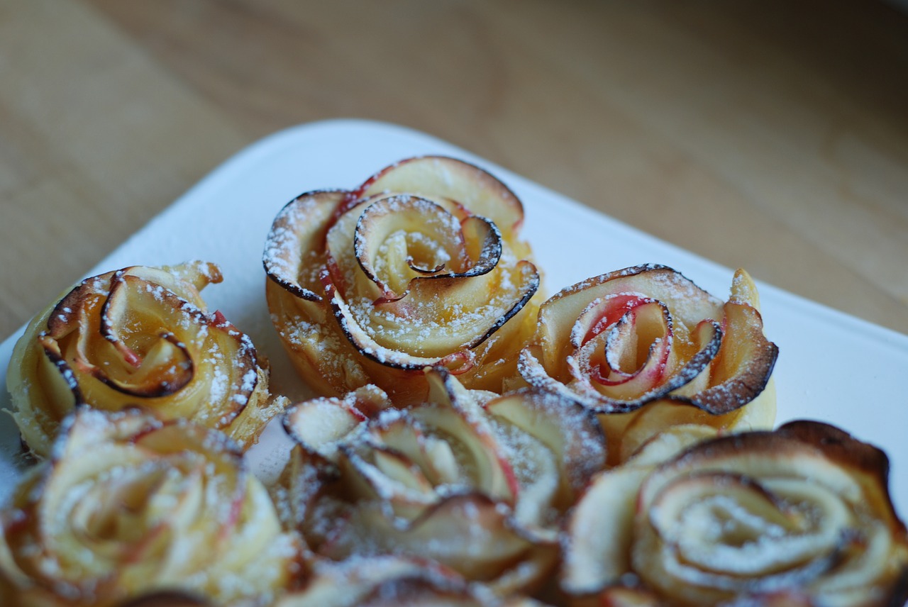 apple roses delicious free photo