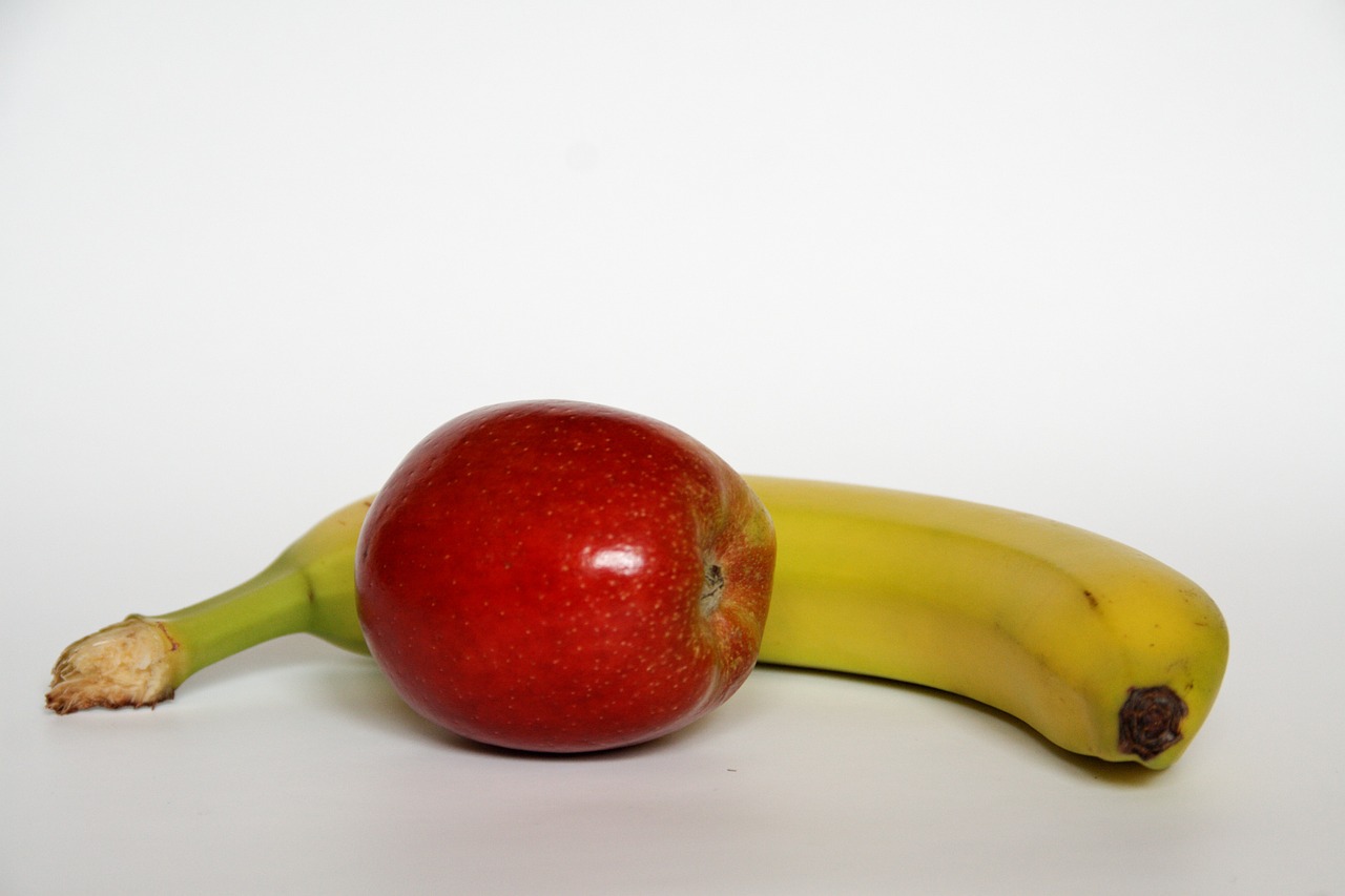 apple banana fruit free photo