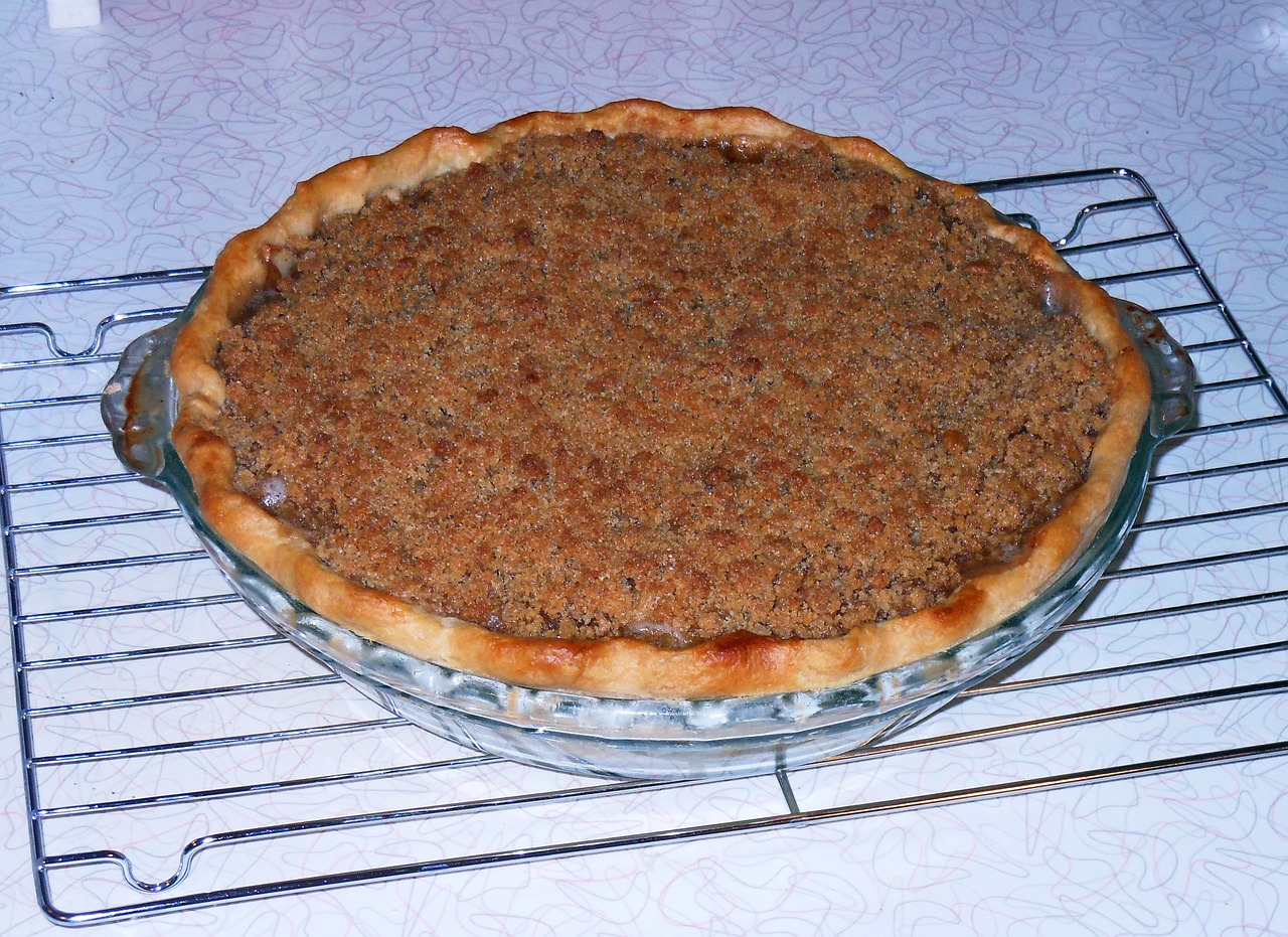 apple crumble pie baking dessert free photo