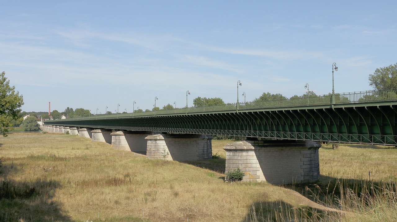 aqueduct briare water courses free photo
