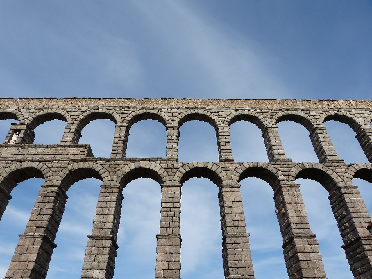 aqueduct of segovia aqueduct spain free photo
