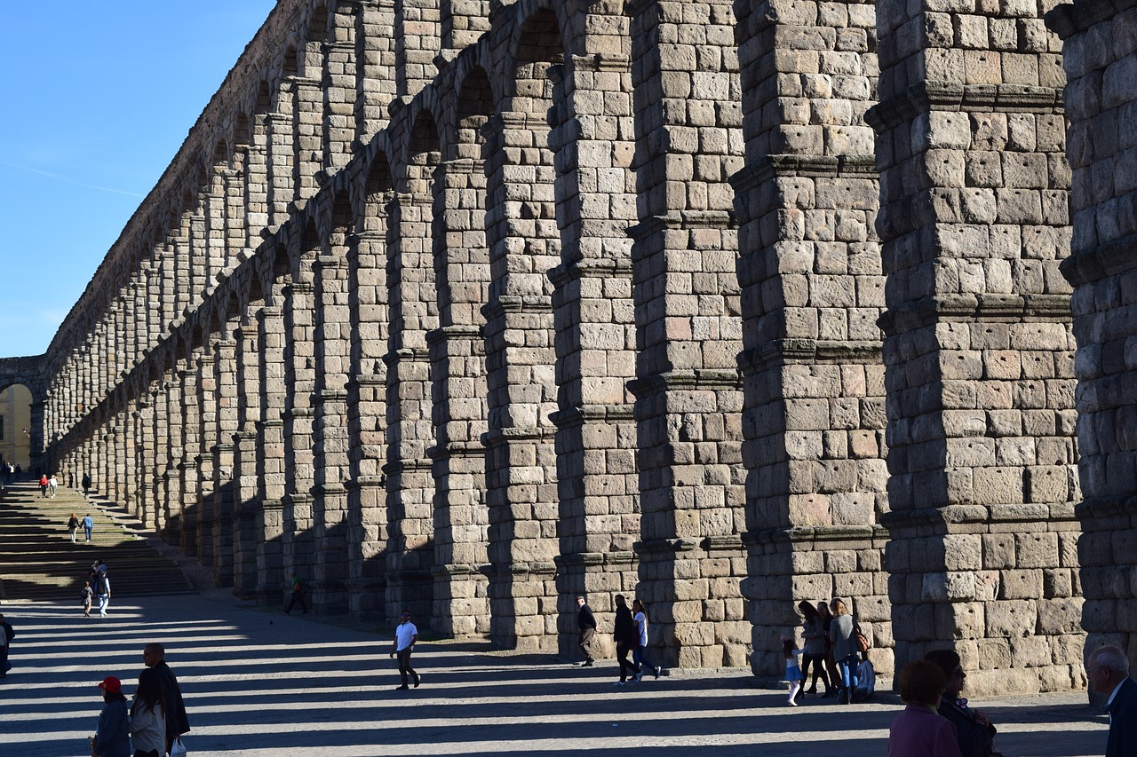 aqueduct segovia  structure  monument free photo