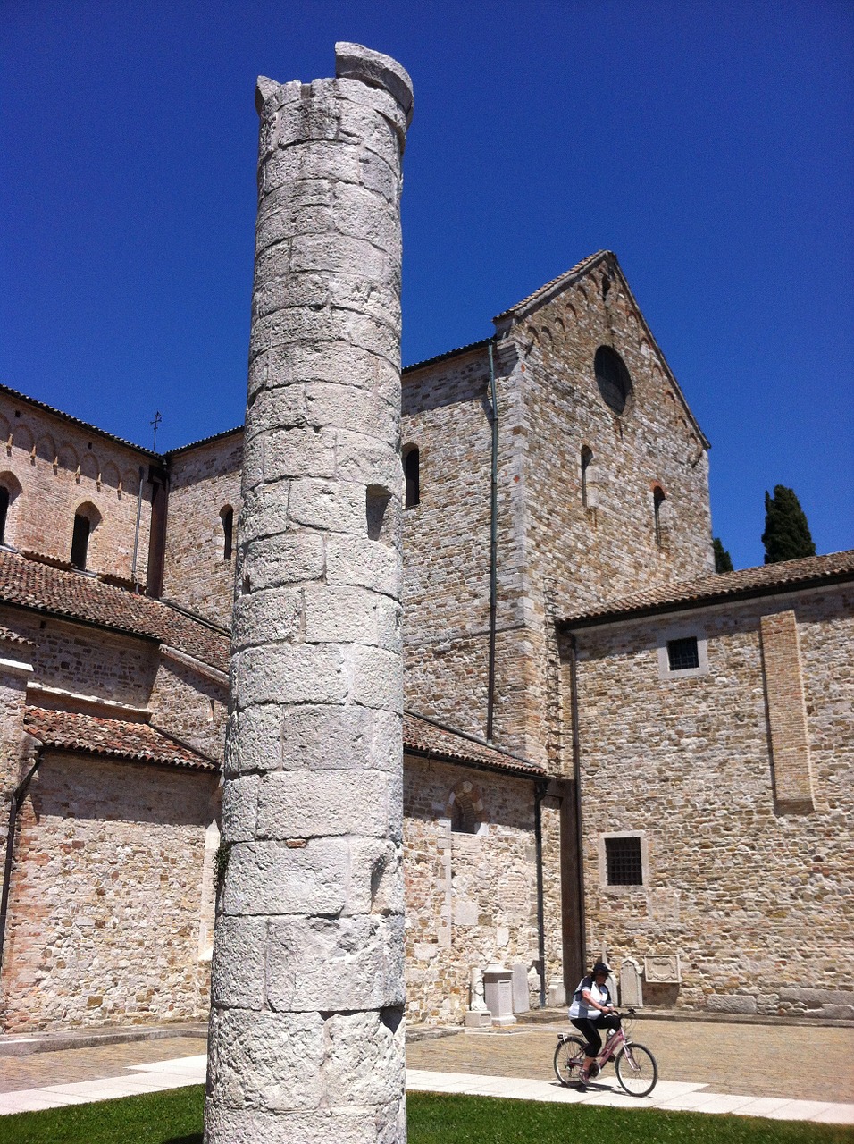 aquileia basilica column free photo