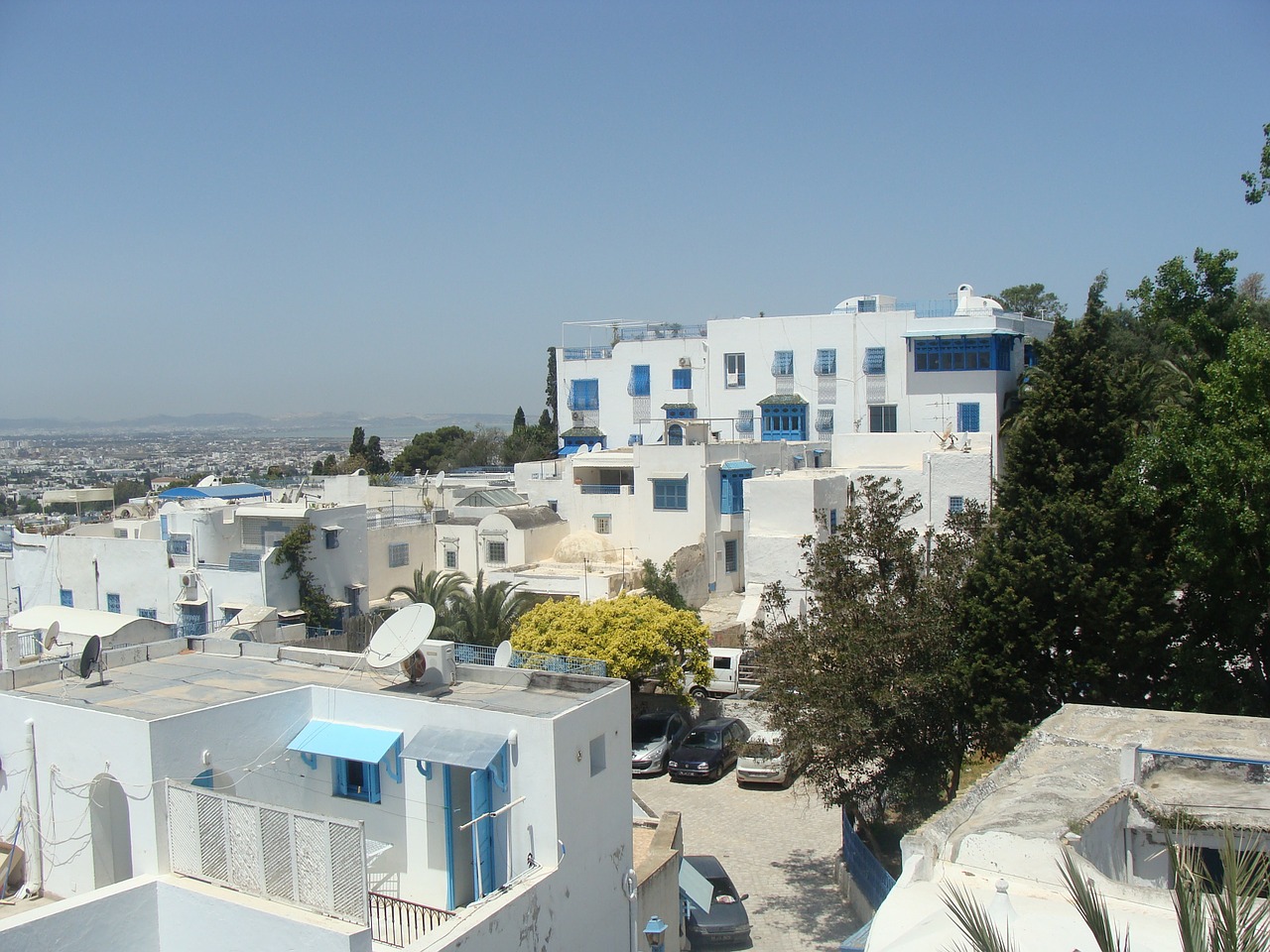 arabic houses blue free photo