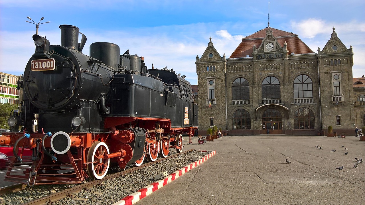 arad rail train station free photo