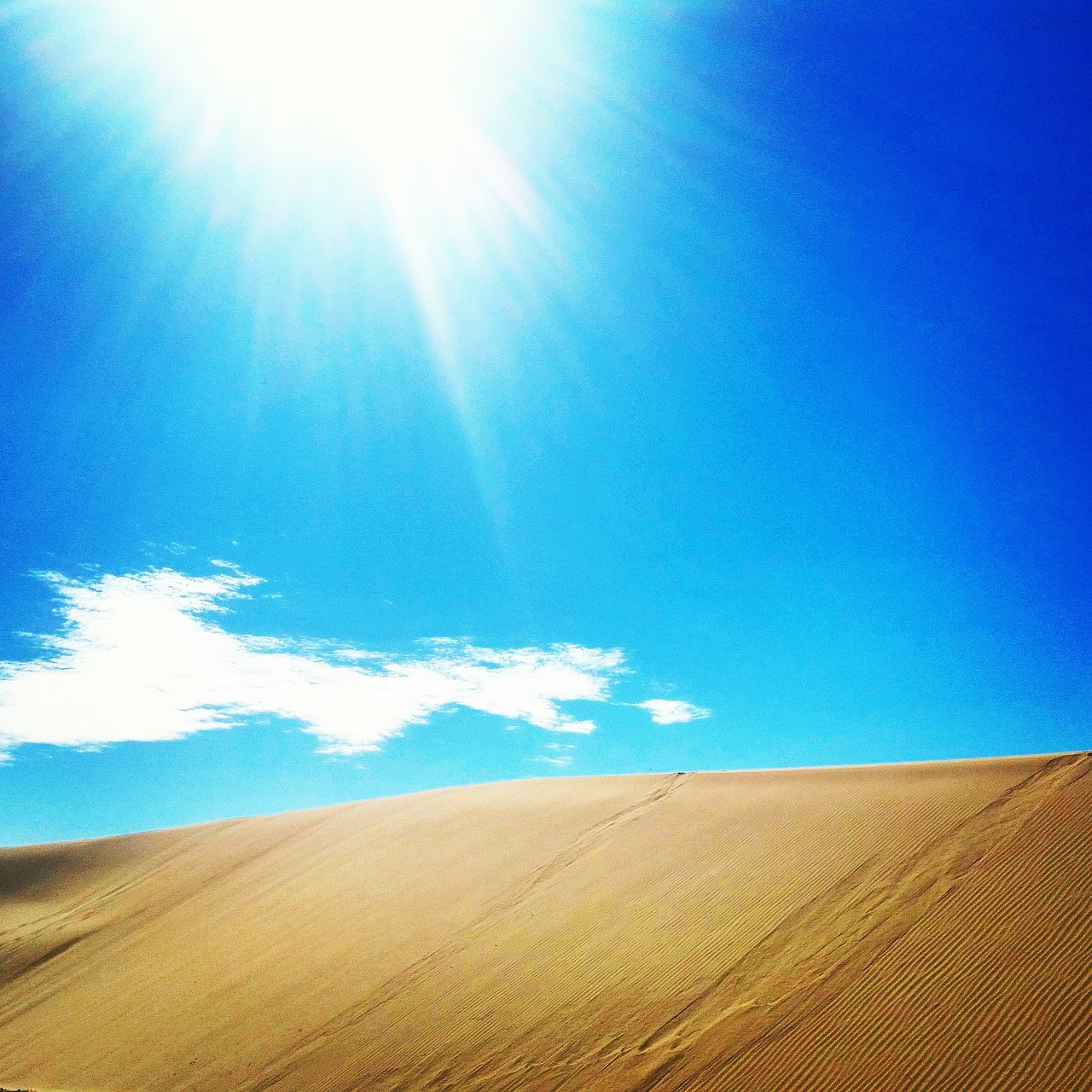 dunes aralsk the village of oktyabrsky free photo