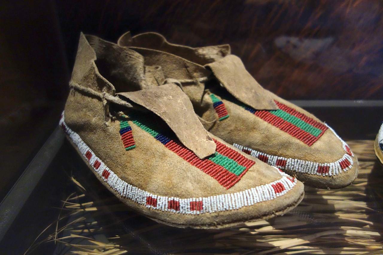 arapaho moccasins shoes free photo