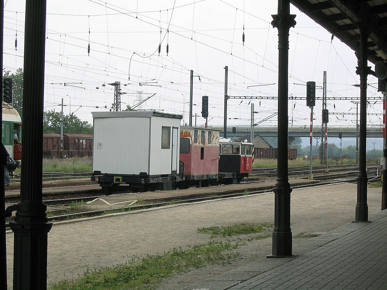 arbeitszug railway maintenance free photo