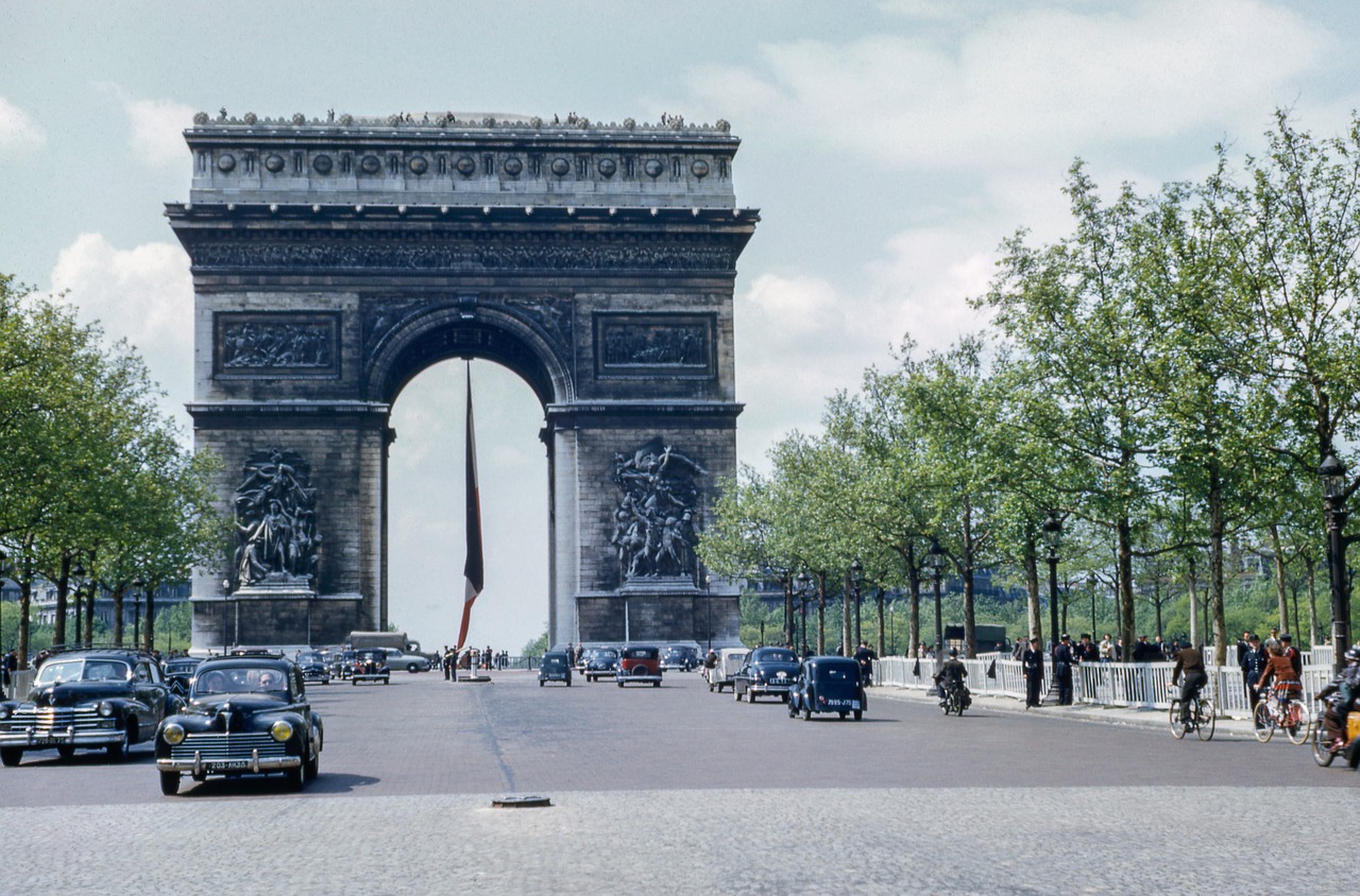 arc de triomphe monument landmark free photo