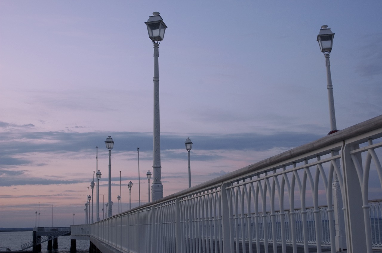 arcachon balustrade floor lamp free photo