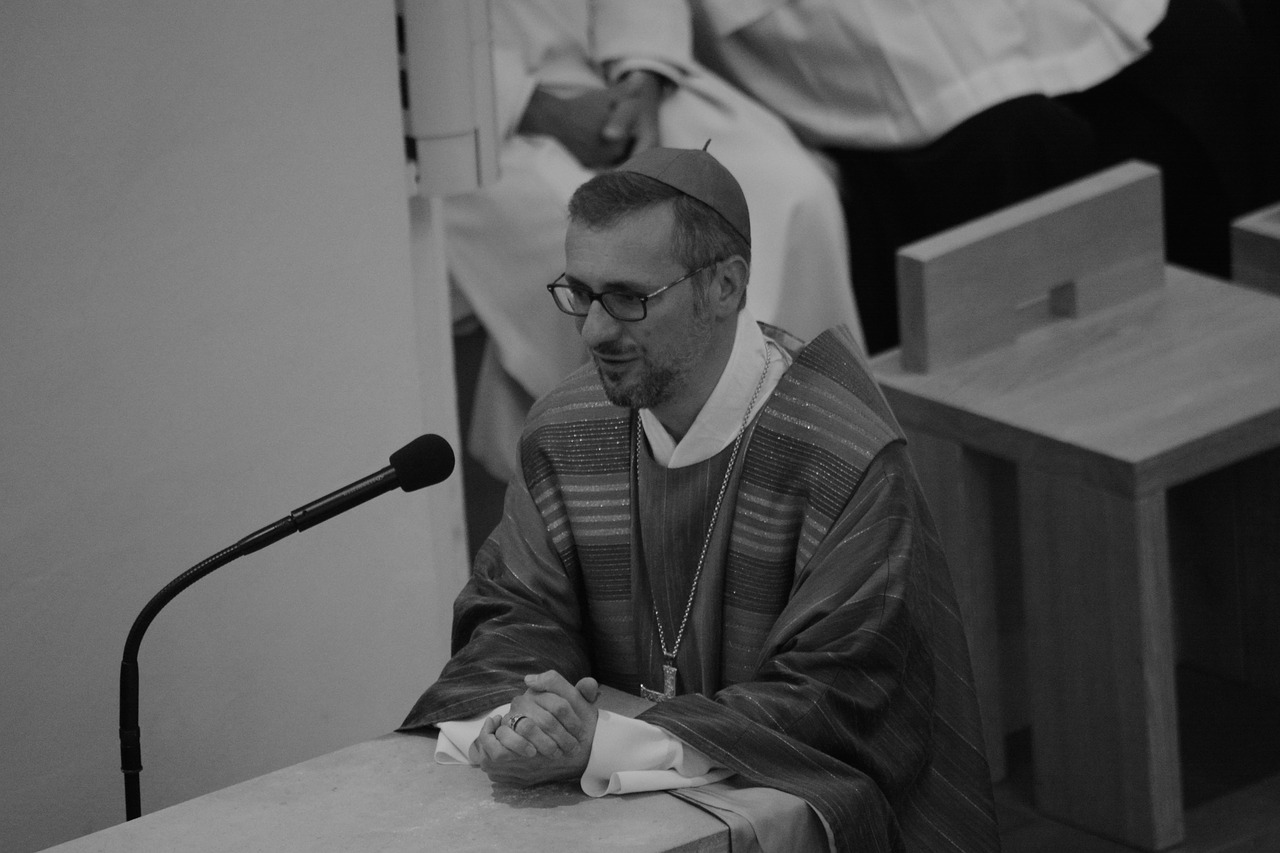 archbishop hamburg sermon free photo