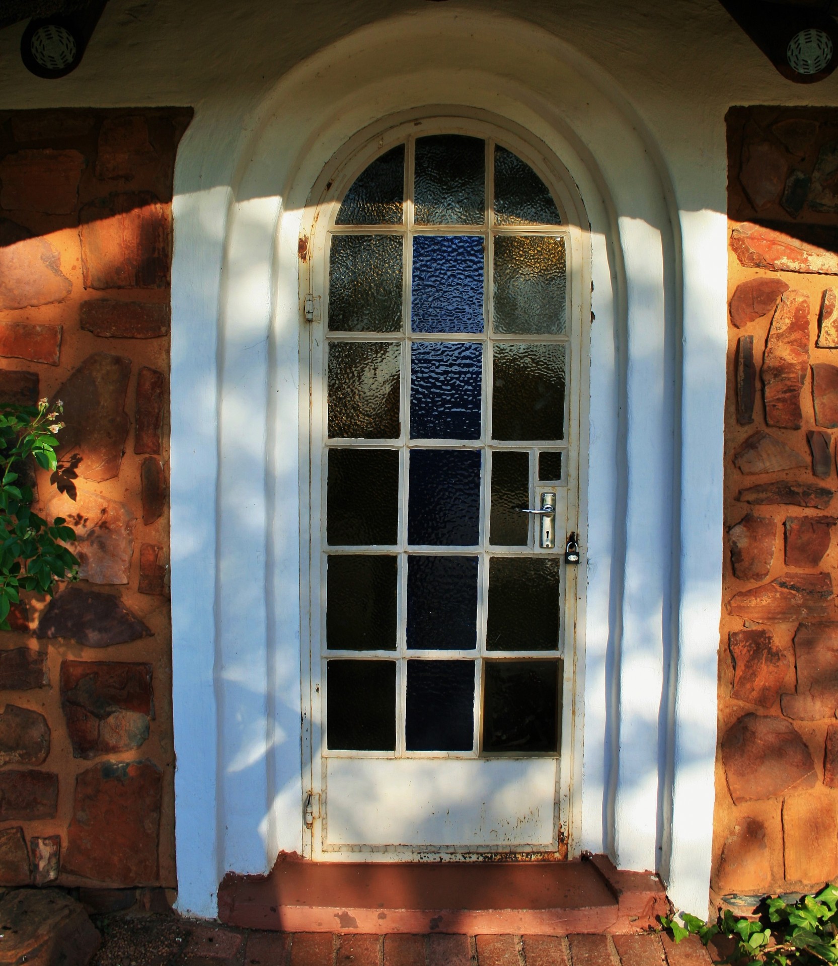 door arched frame free photo