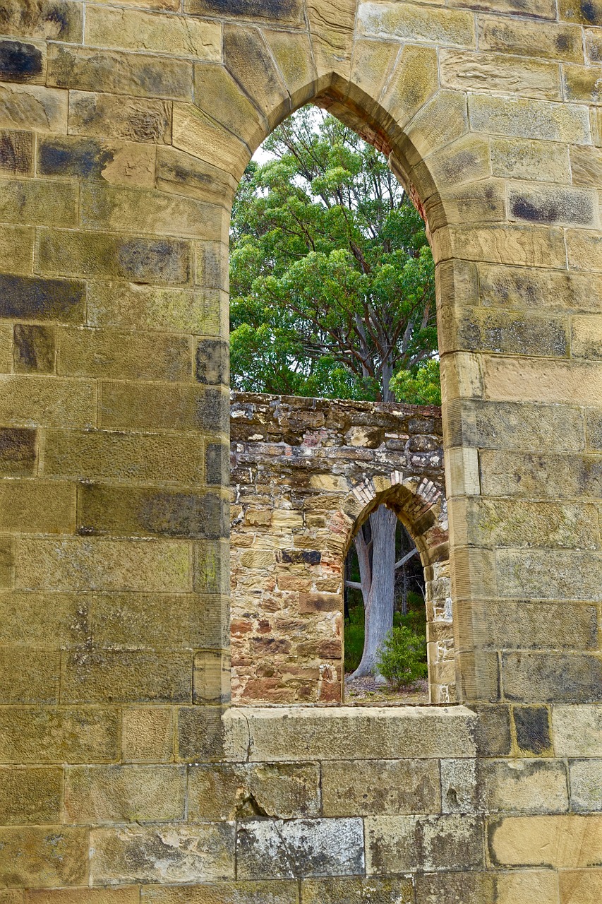 arches church ruin free photo