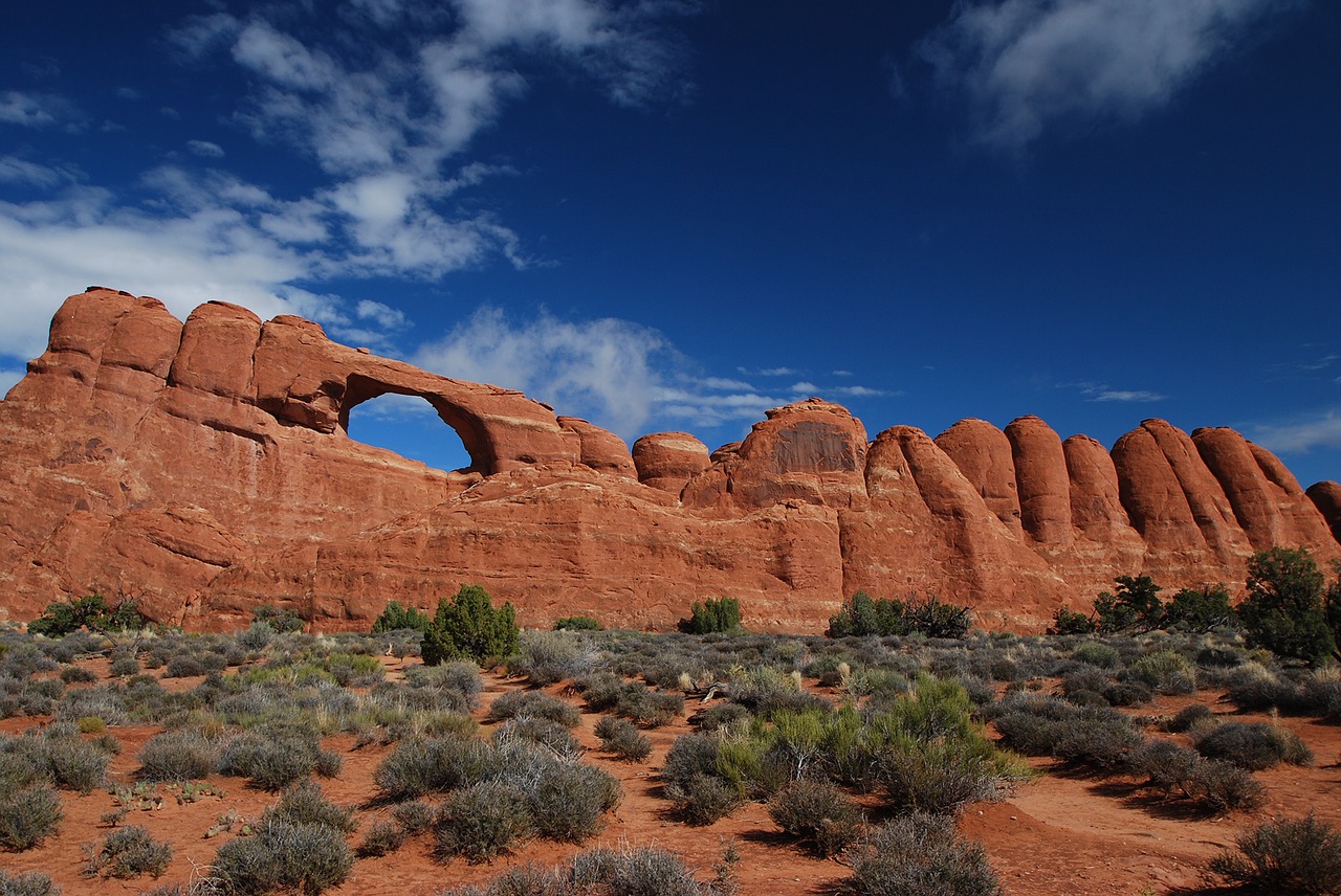 arches national park red rocks red free photo