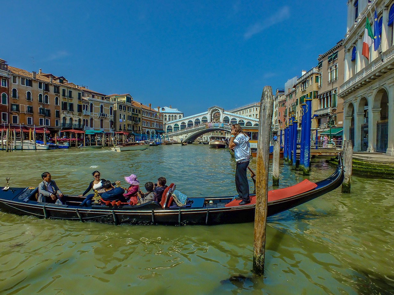 architecture building canal free photo