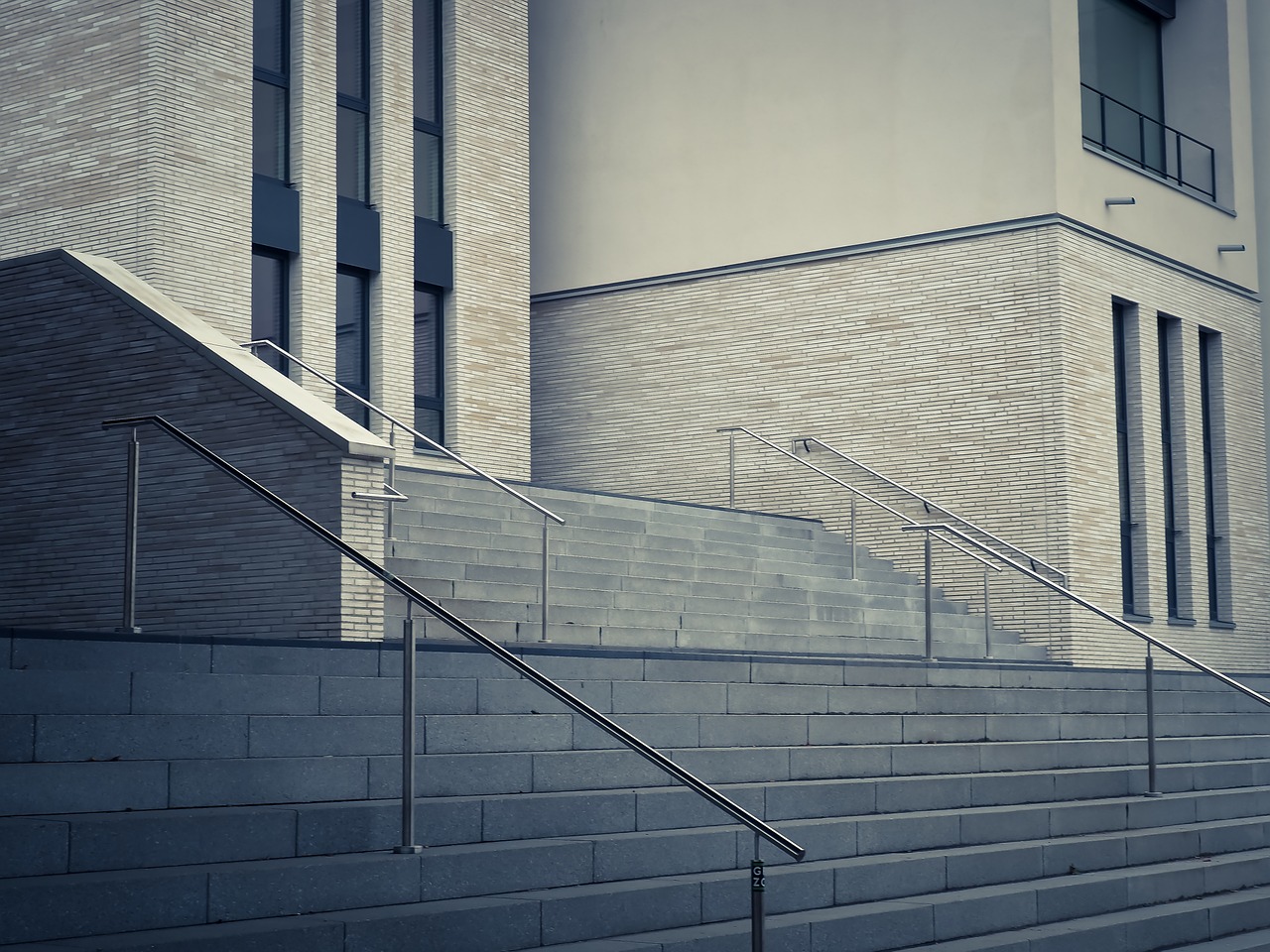 architecture modern stairs free photo