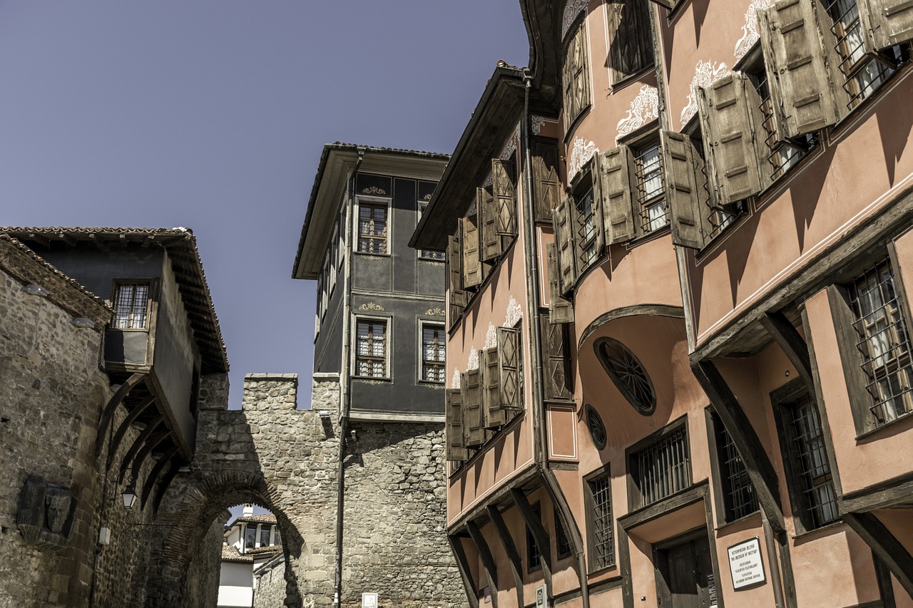 architecture old town travel free photo