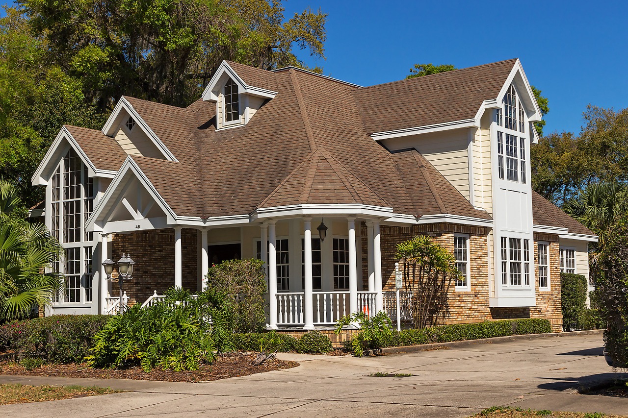 architecture colonial house wooden house free photo