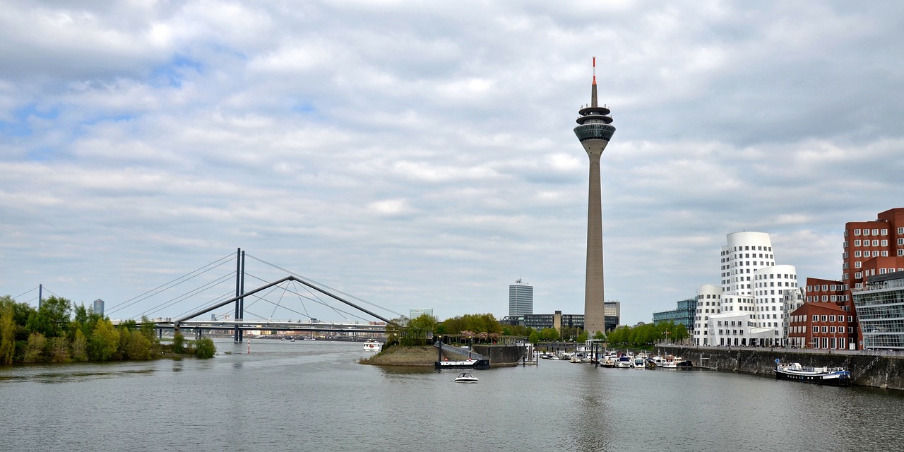 architecture düsseldorf tv tower free photo