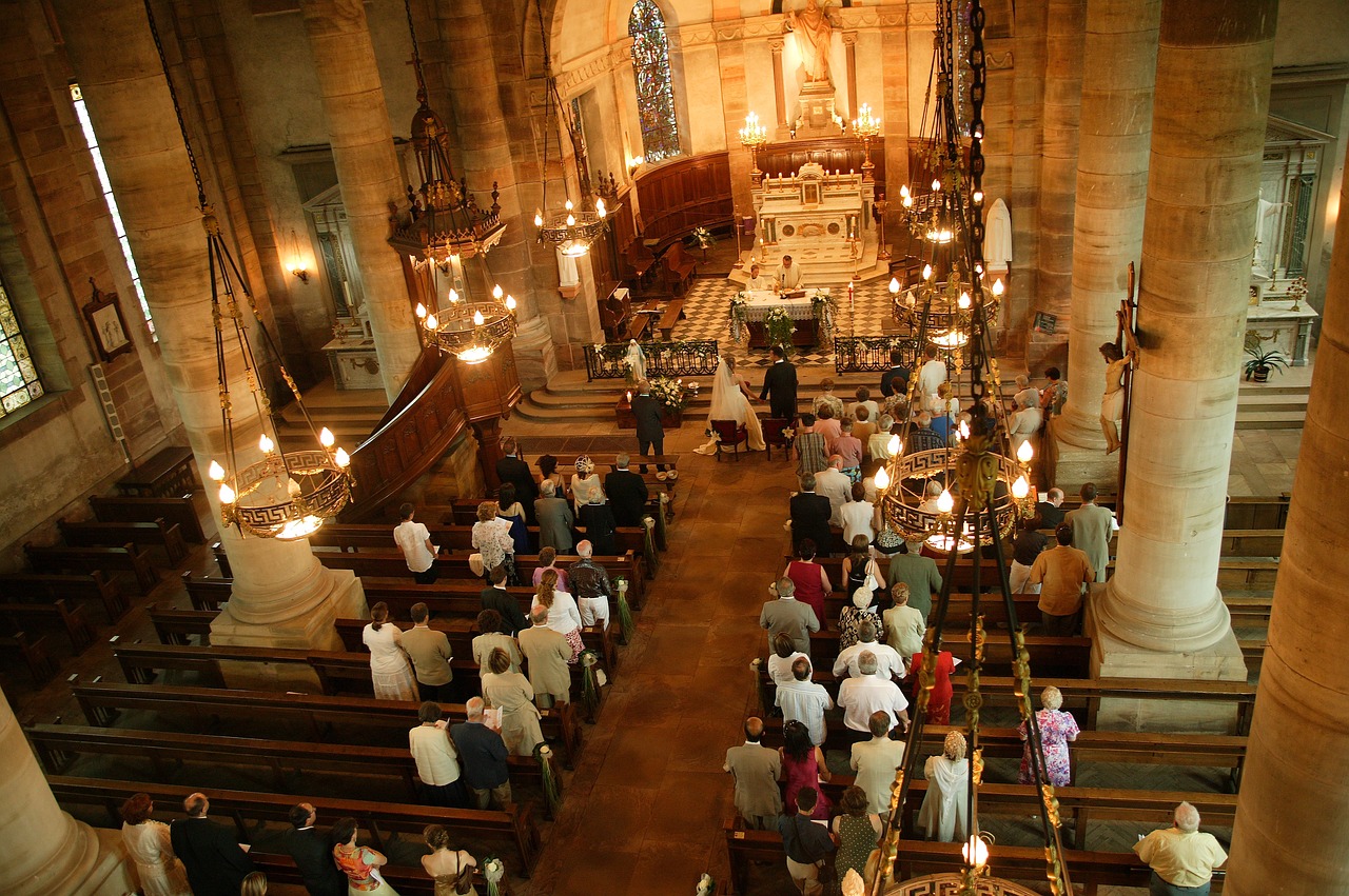 architecture candles cathedral free photo