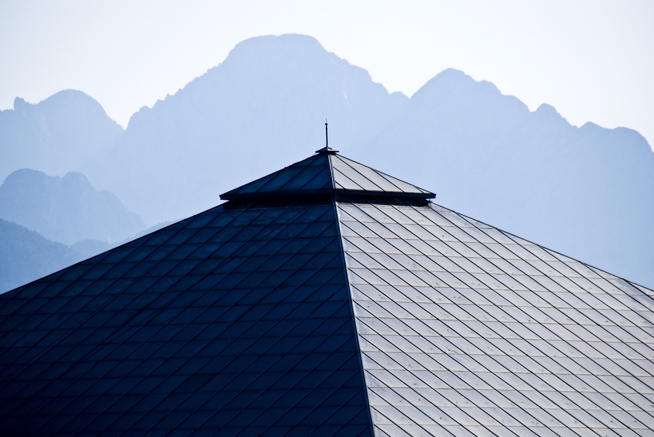 architecture pyramid triangle free photo