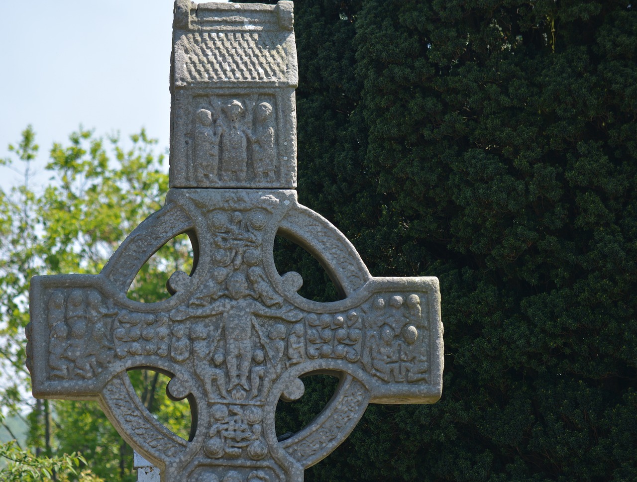 architecture cross ireland free photo