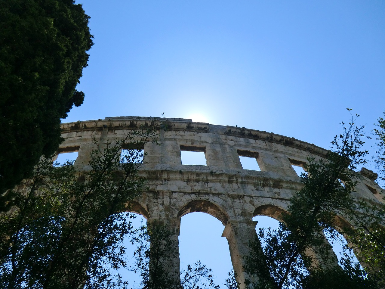 architecture colosseum building free photo