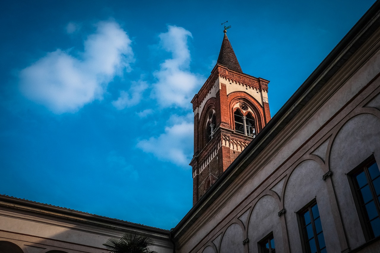 architecture building blue free photo