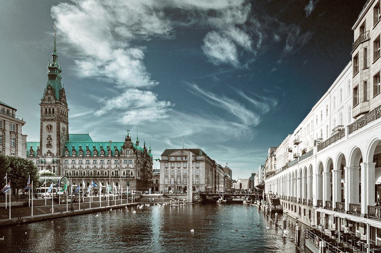 architecture travel alster city free photo