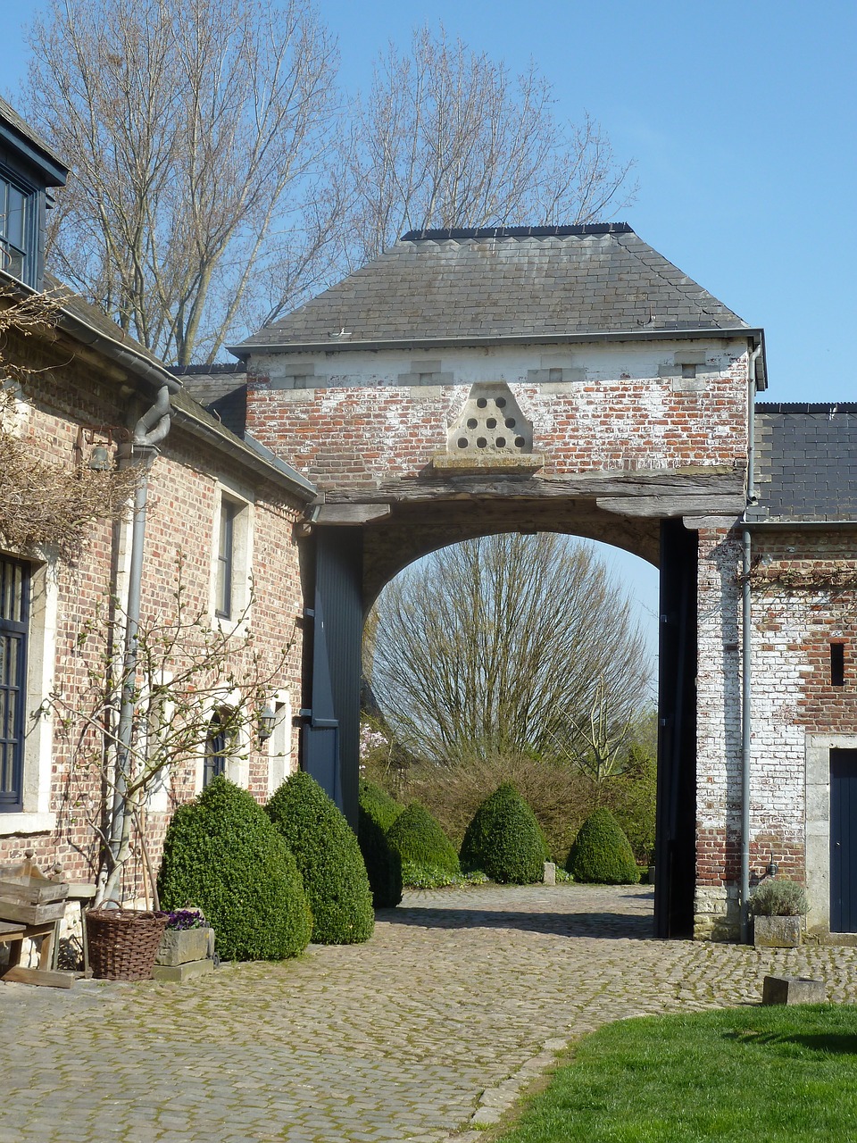 architecture house outdoor free photo