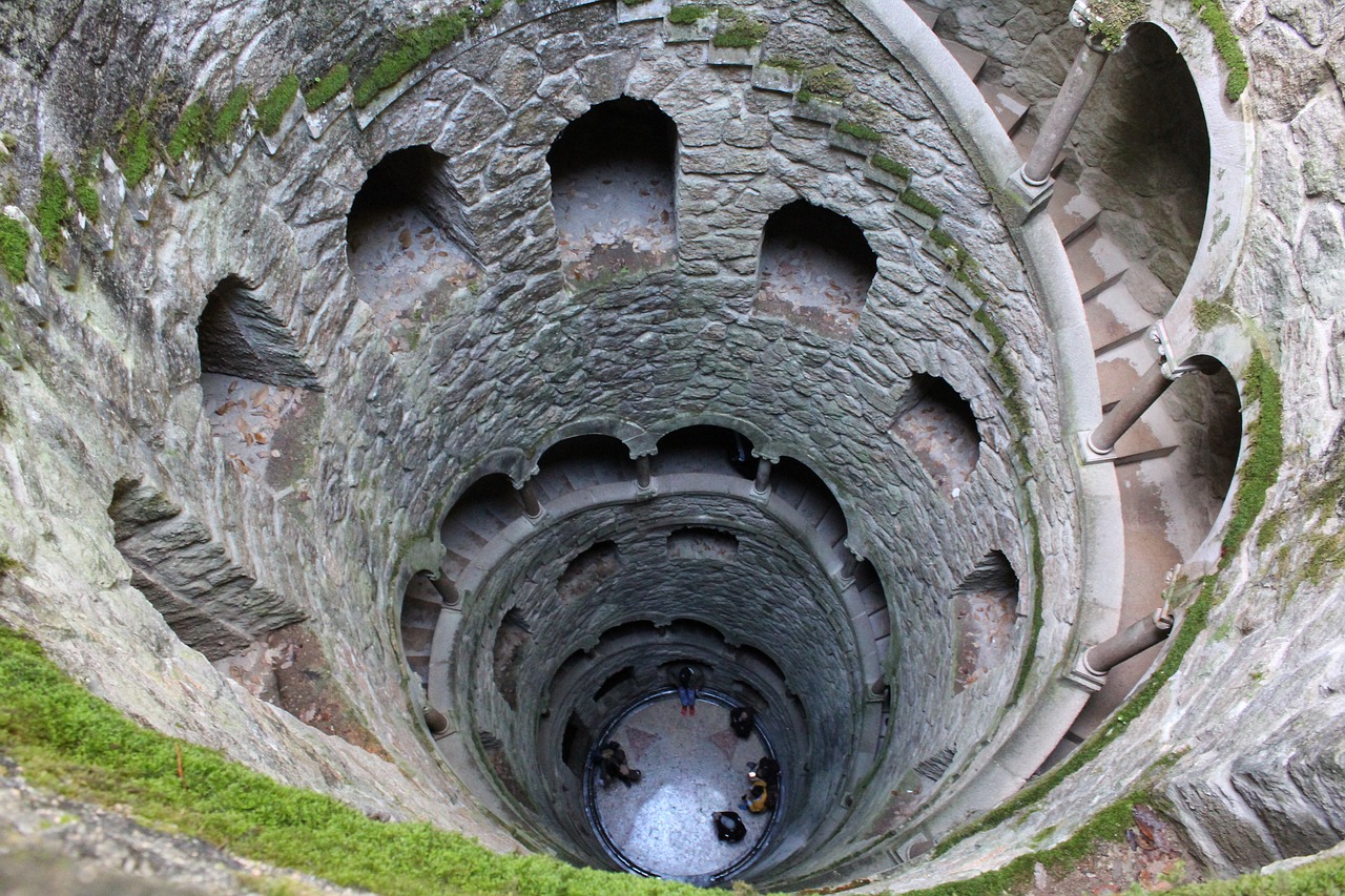 architecture sintra farm regaleira free photo