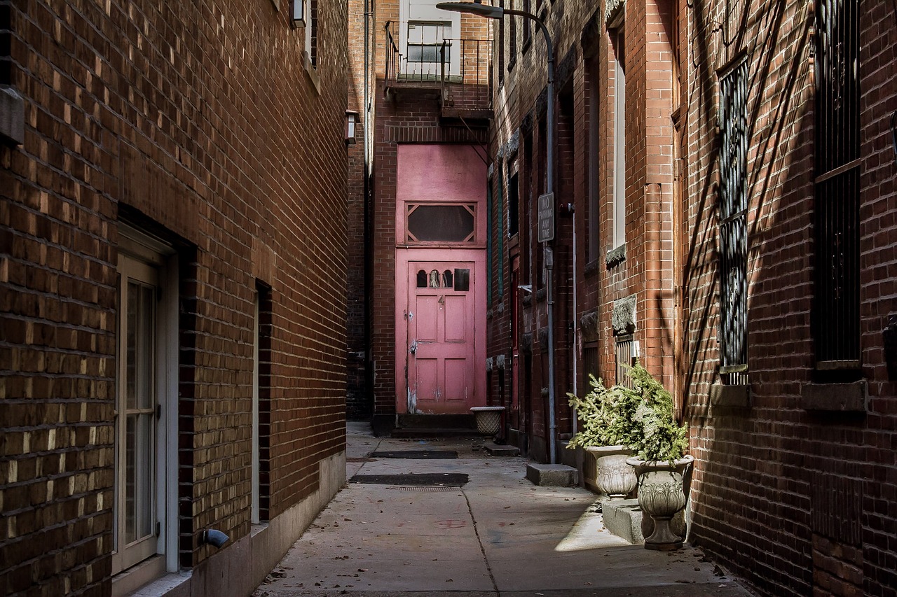 architecture alley street free photo