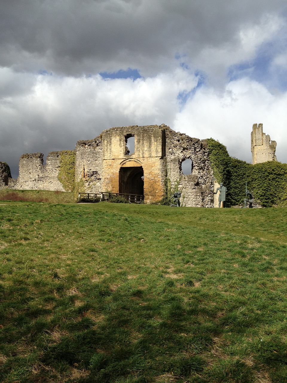 architecture castle grass free photo