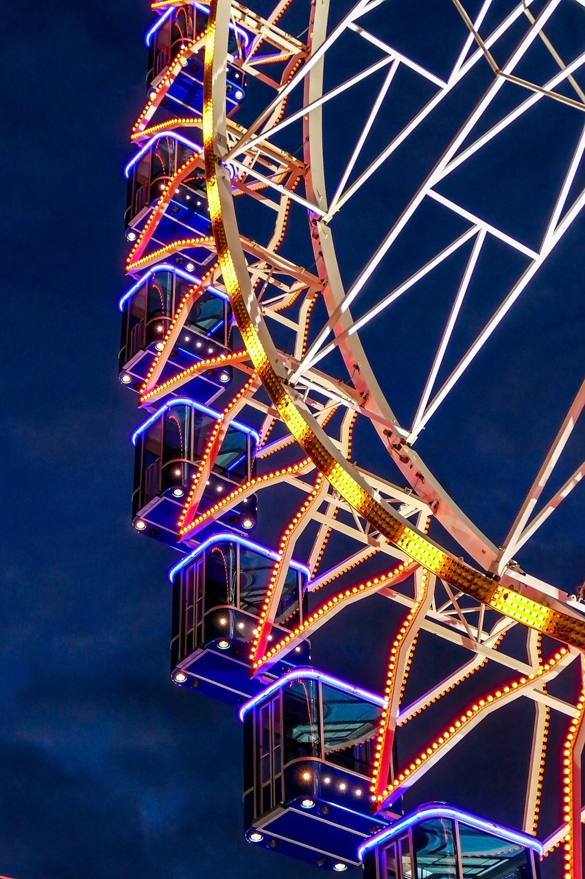 architecture ferris wheel sky free photo