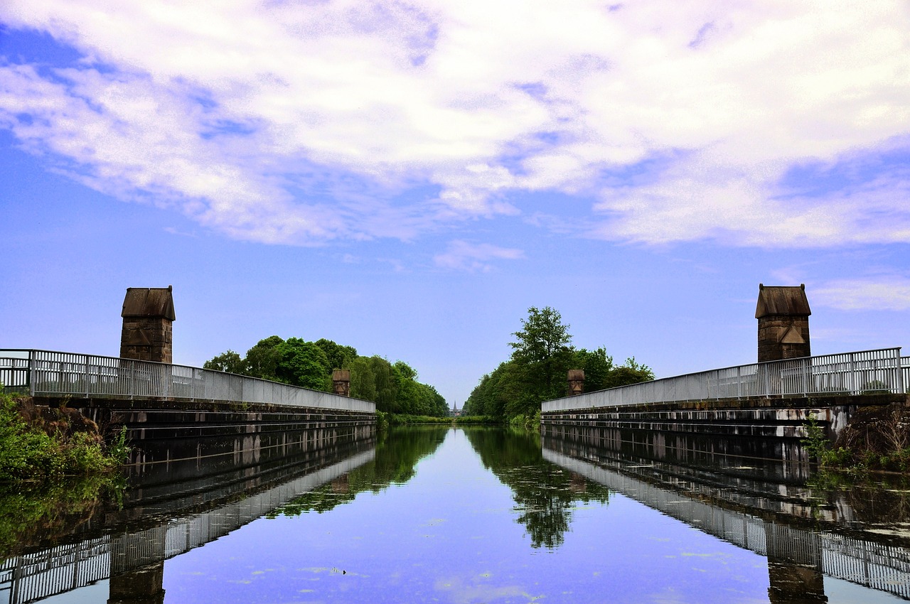 architecture waters river free photo