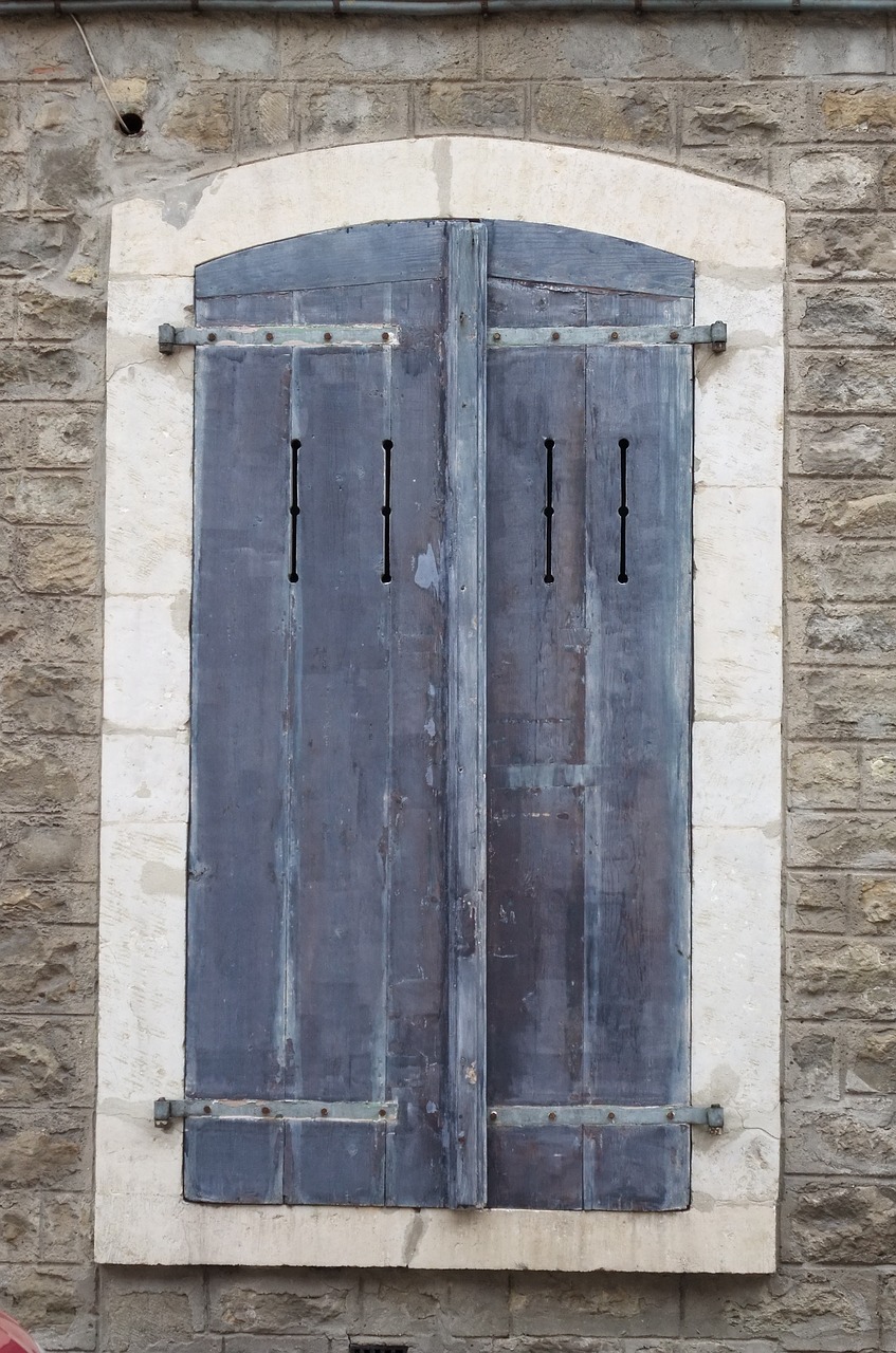 architecture old window free photo