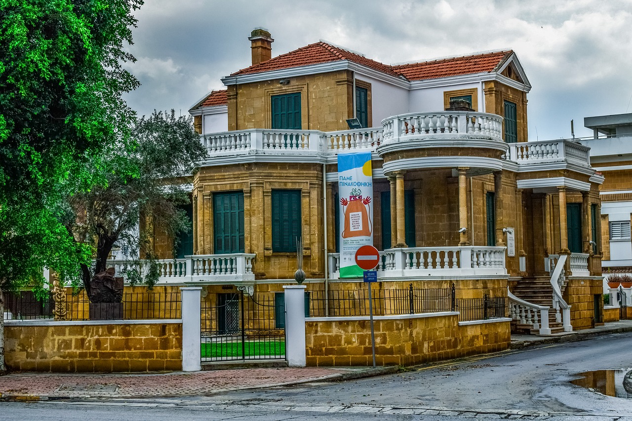 architecture  neoclassic  house free photo