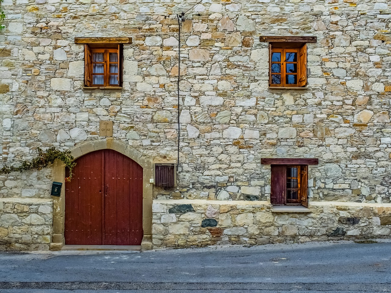 architecture  door  house free photo