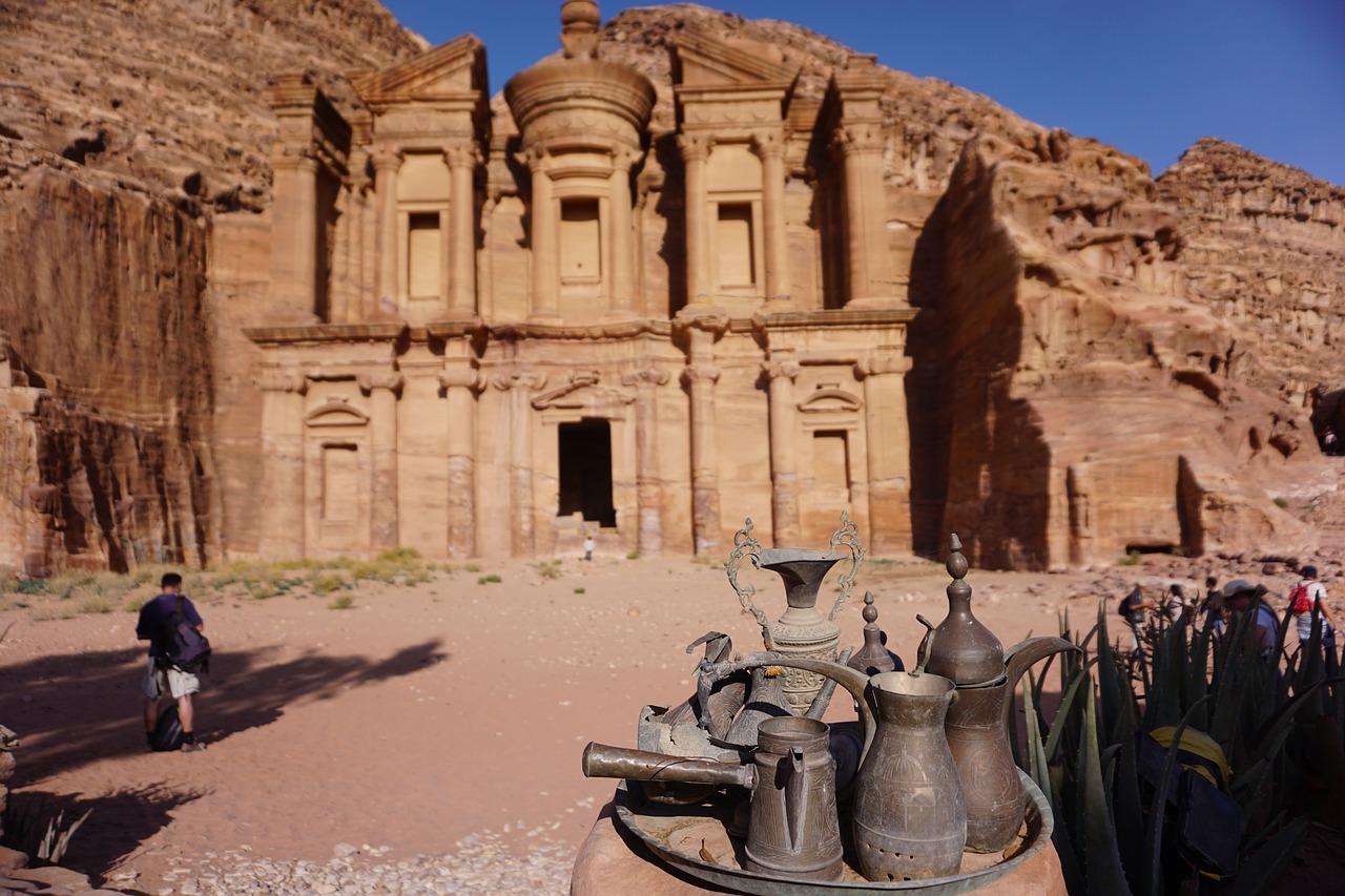 Ancient travel. Петра Иордания в апреле. Иордания путешествие. Недельный тур в Иорданию. Москва Иордания.