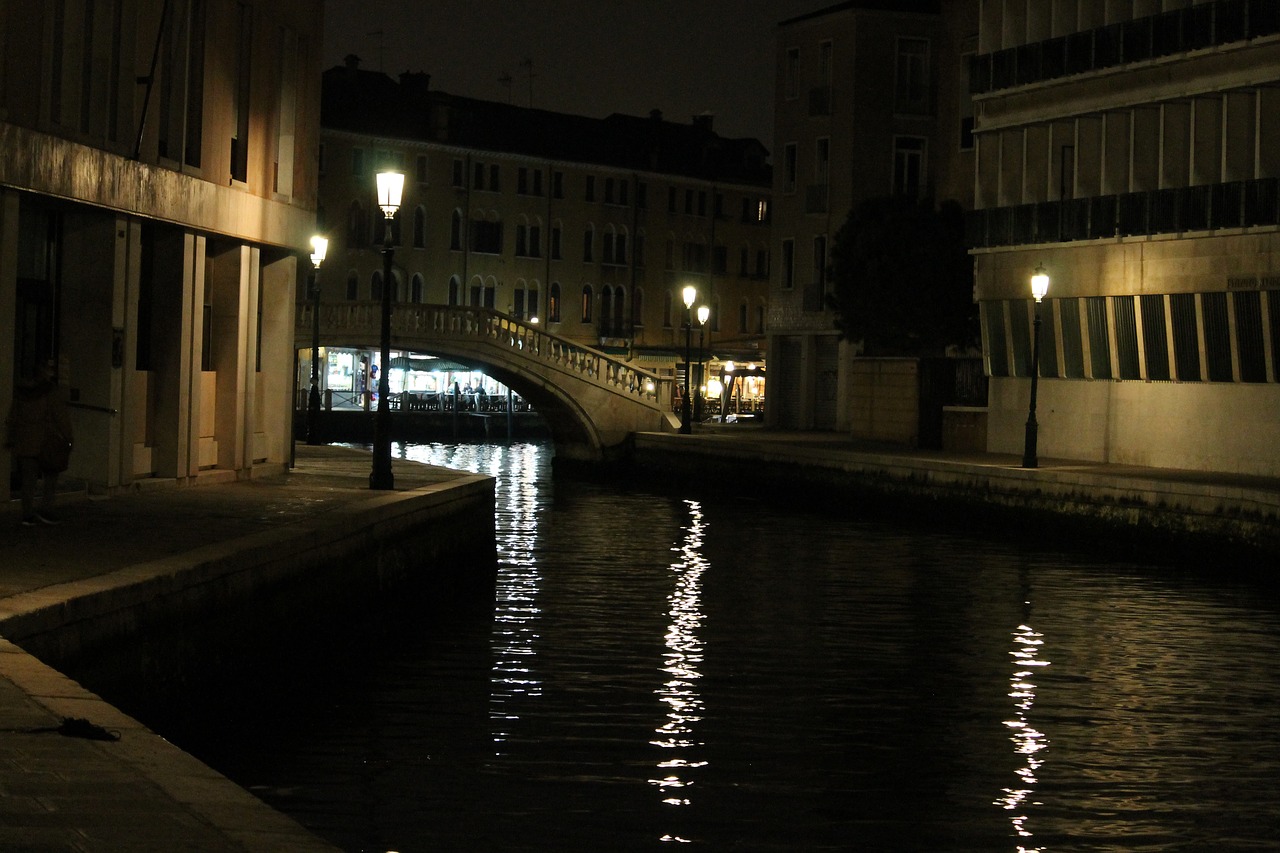 architecture  reflection  water free photo