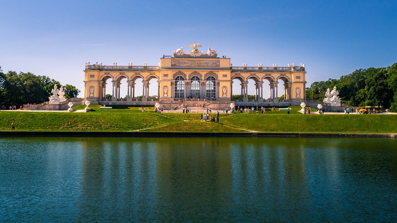 architecture  vienna  schönbrunn palace free photo