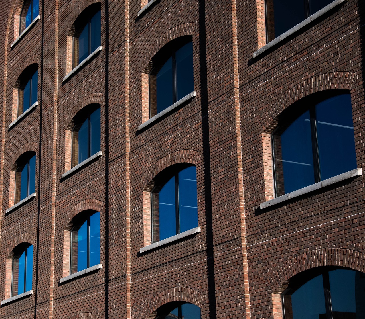 architecture  windows  building free photo